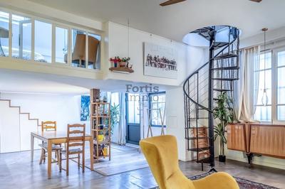 Loft - 101 m² - 4 pièces