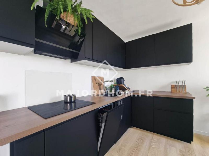 Appartement - 77 m² - 4 pièces