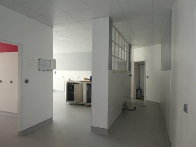 Local d'activité / Entrepôt - 130 m² - 4 pièces