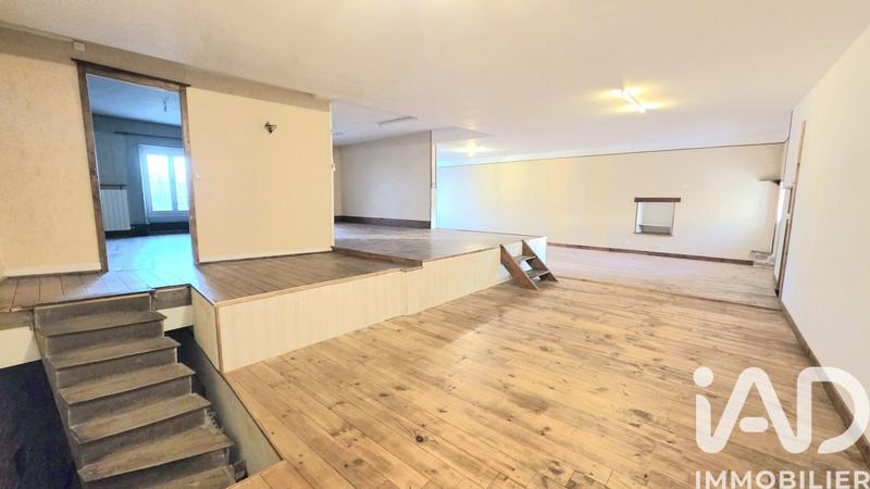 Maison - 282 m² - 10 pièces