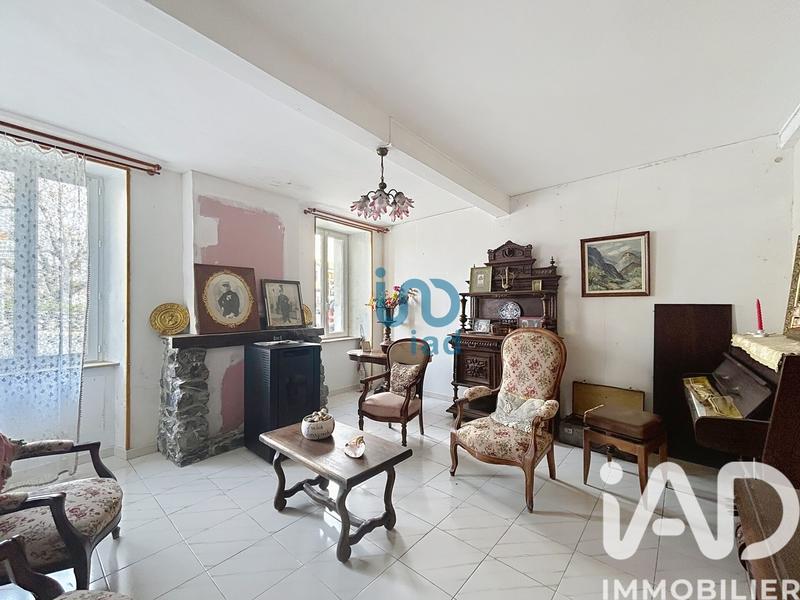 Maison - 194 m² - 7 pièces