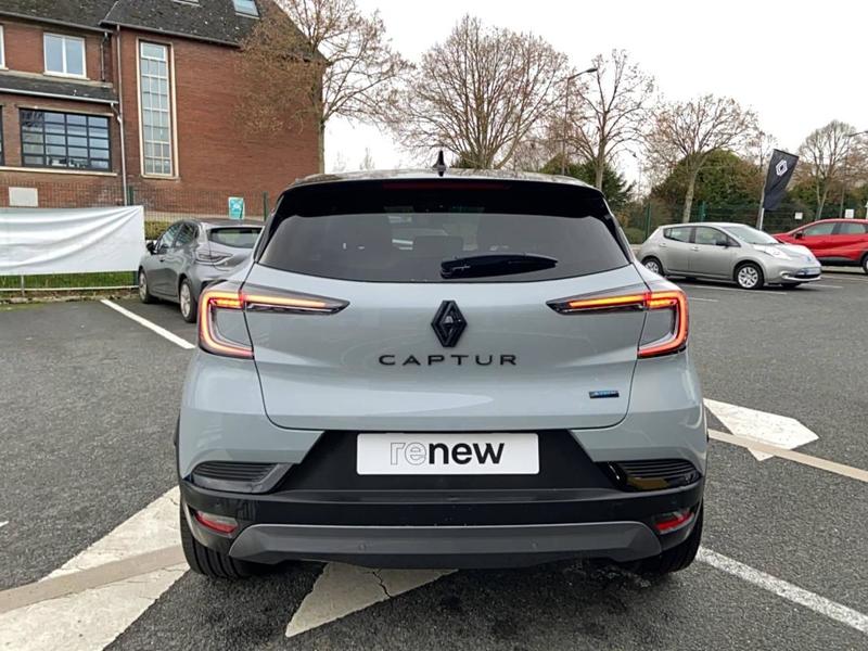 Renault Captur E-Tech full hybrid 160 ch esprit Alpine 5p