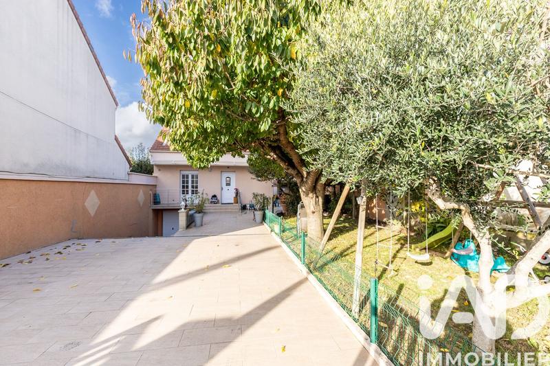 Maison - 122 m² - 5 pièces