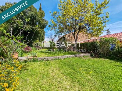 Maison de village - 159 m² - 6 pièces