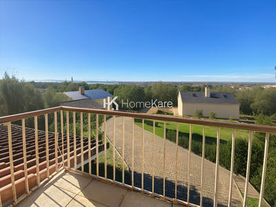 Maison - 95 m² - 4 pièces