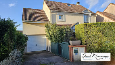 Maison - 110 m² - 4 pièces