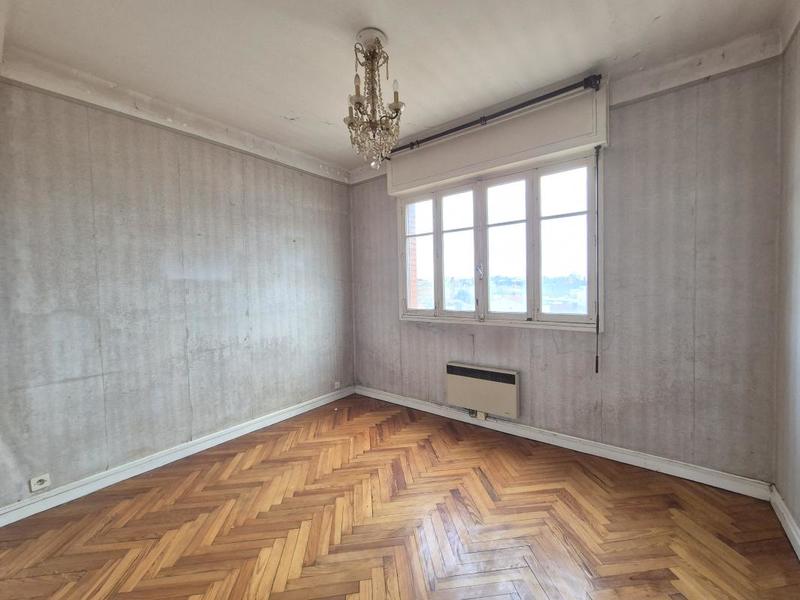 Appartement ancien - 112 m² - 6 pièces