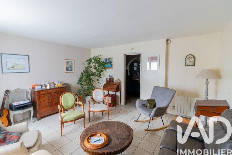 Maison - 168 m² - 8 pièces