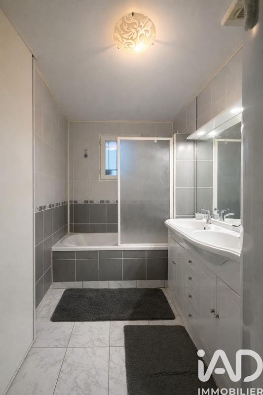 Maison - 125 m² - 6 pièces