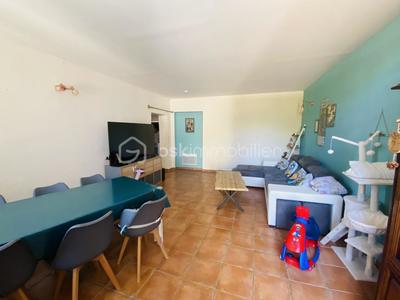 Appartement - 106 m² - 4 pièces