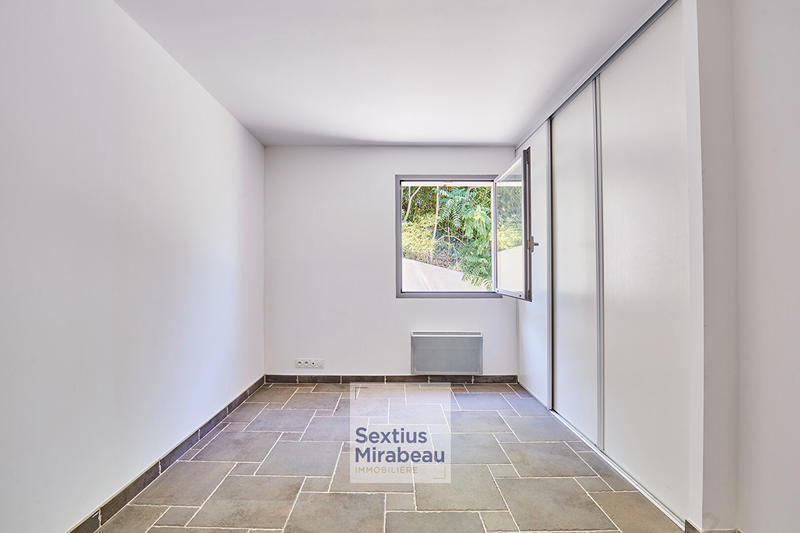 Appartement - 121 m² - 5 pièces