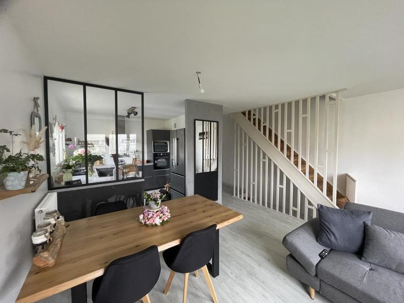 Maison - 92 m² - 4 pièces