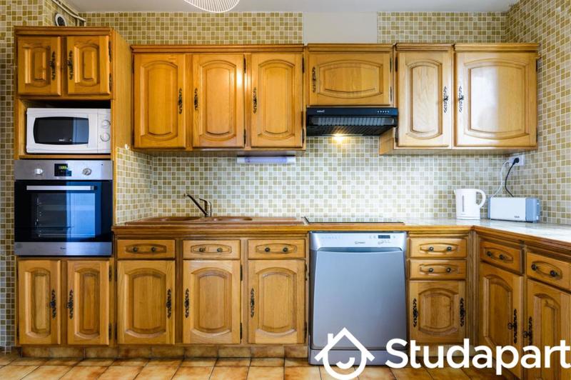 Chambre - 12 m² - 1 pièce