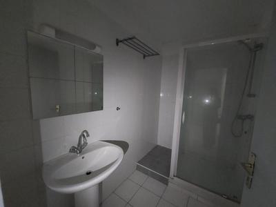 Appartement - 64 m² - 2 pièces