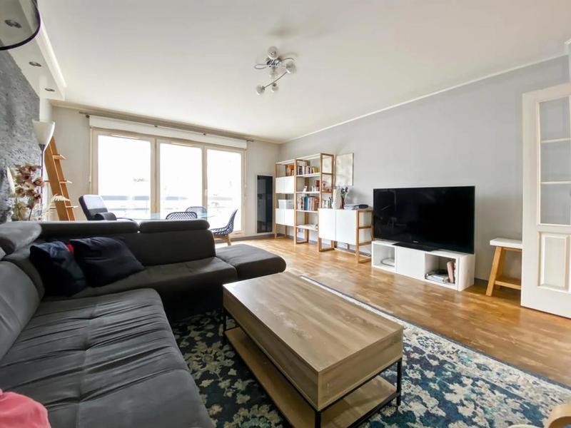 Appartement - 84 m² - 4 pièces