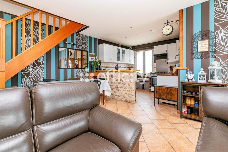 Maison - 94 m² - 5 pièces