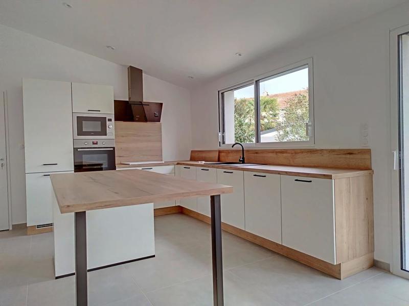 Maison - 120 m² - 5 pièces