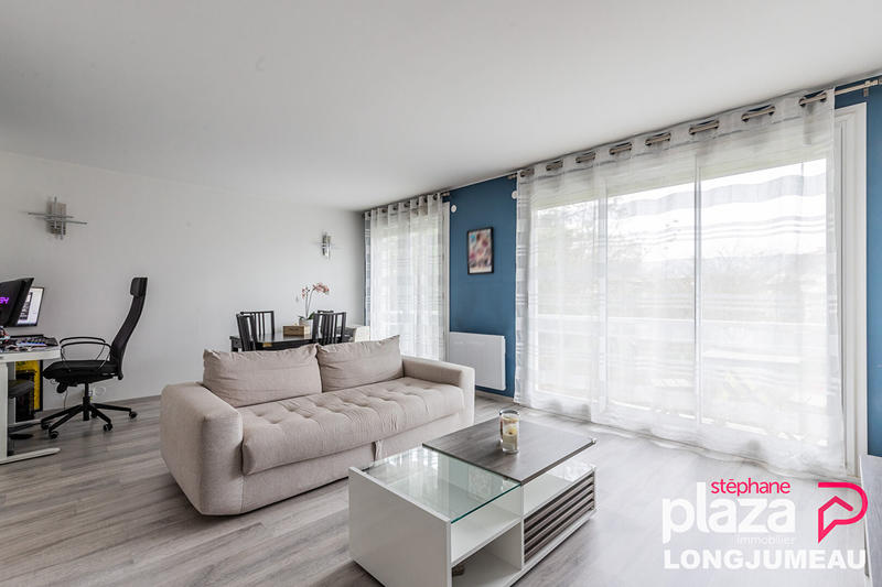 Appartement - 90 m² - 5 pièces