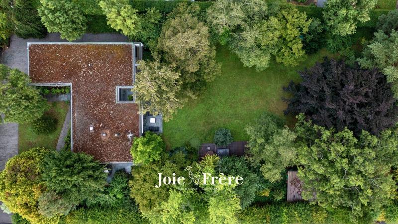 Maison ancienne - 366 m² - 7 pièces