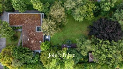 Maison ancienne - 366 m² - 7 pièces