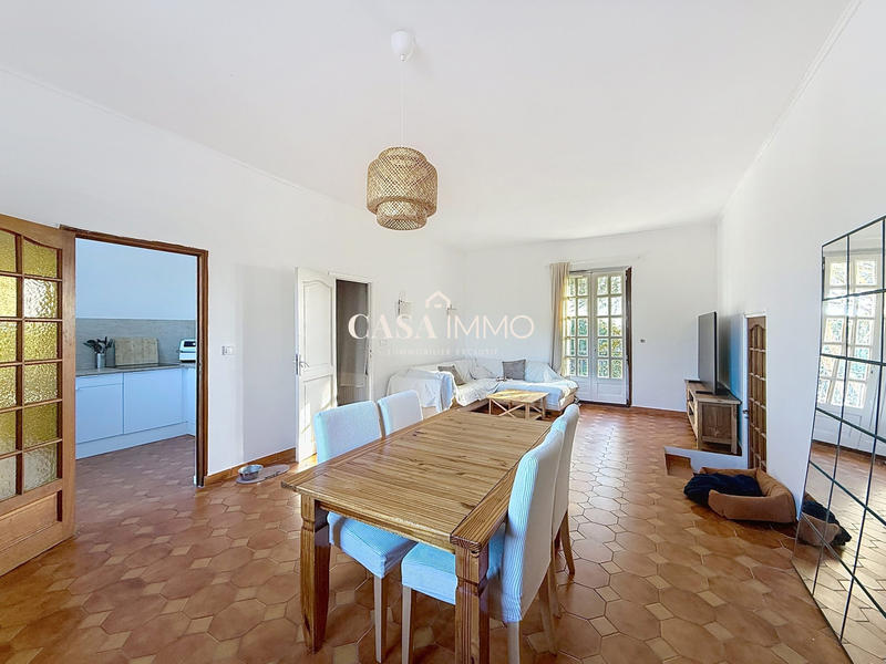 Appartement - 138 m² - 5 pièces