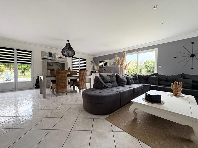 Maison - 162 m² - 6 pièces