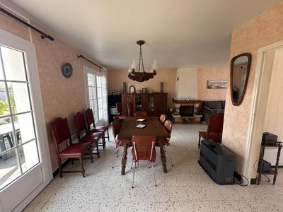 Maison - 118 m² - 7 pièces