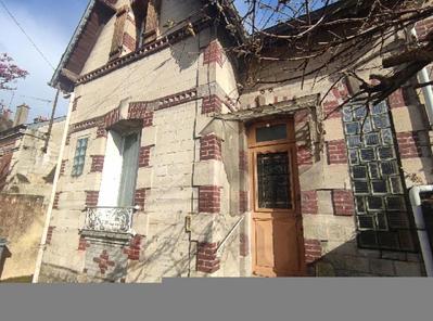 Maison - 92 m² - 6 pièces