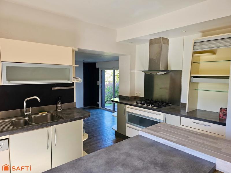 Maison - 175 m² - 8 pièces