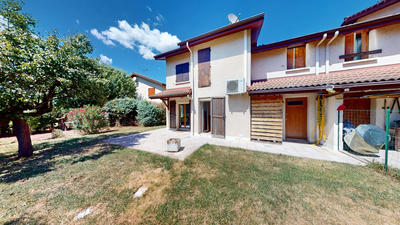 Maison - 98 m² - 5 pièces