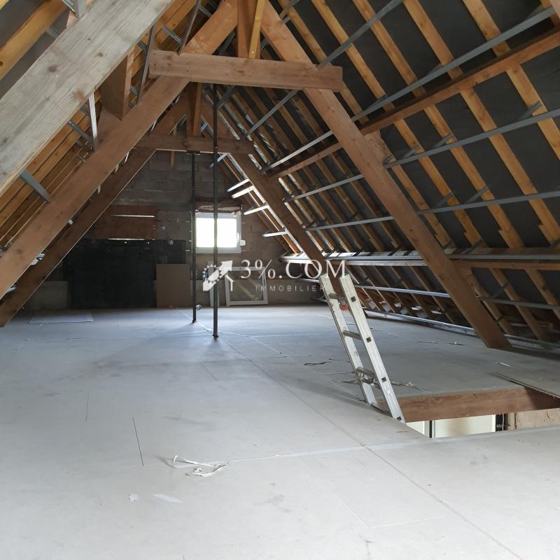 Maison - 160 m² - 2 pièces