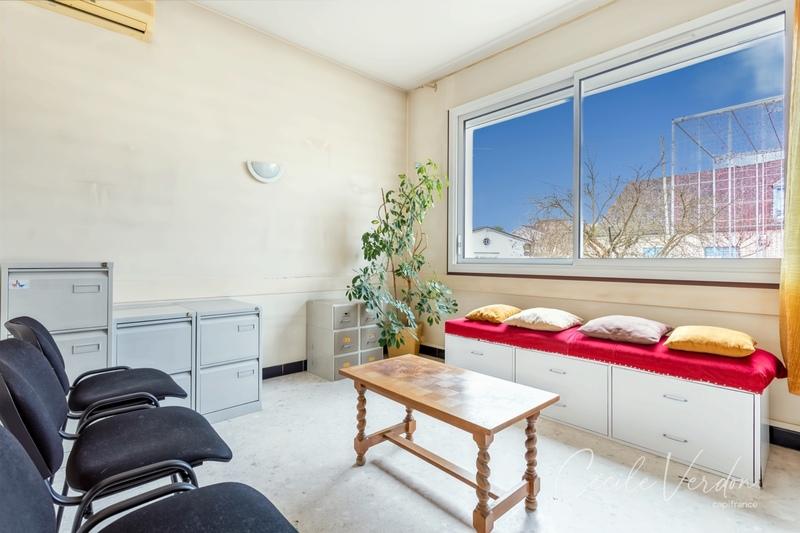 Maison de ville - 250 m² - 11 pièces