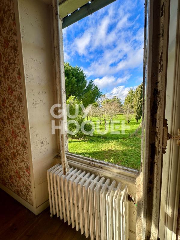 Maison - 216 m² - 8 pièces