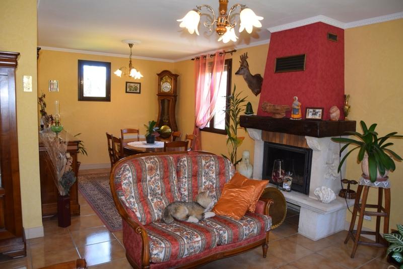 Maison - 143 m² - 7 pièces