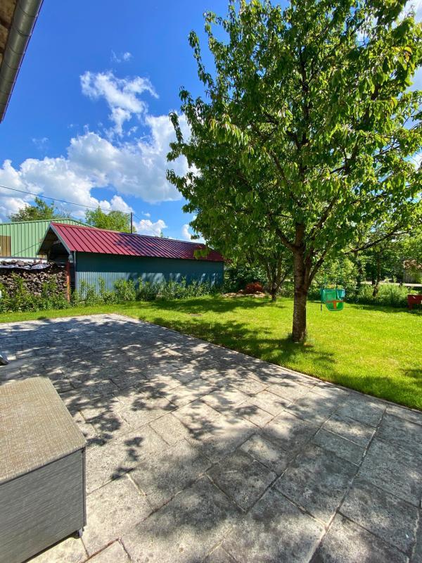 Maison - 284 m² - 8 pièces