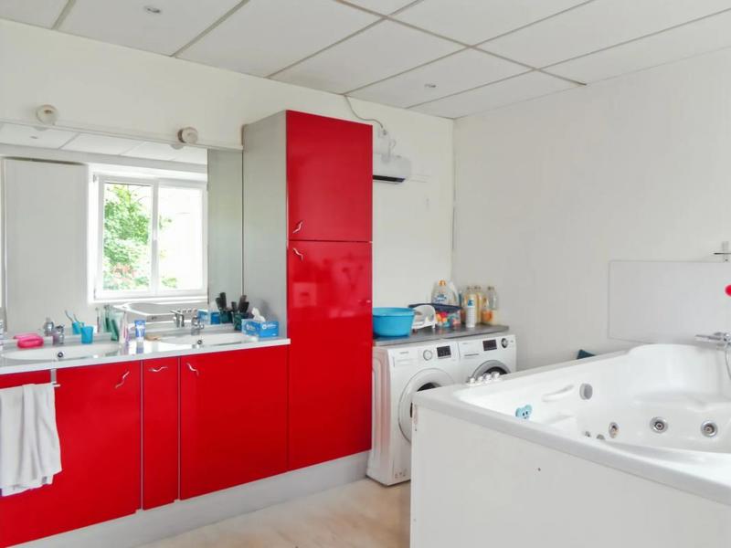 Maison - 400 m² - 15 pièces