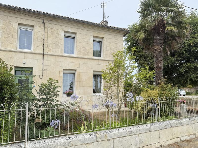 Maison - 134 m² - 5 pièces