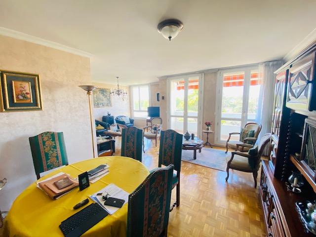 Appartement - 130 m² - 6 pièces