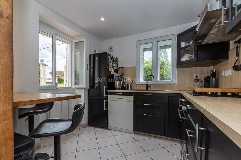 Maison - 88 m² - 3 pièces