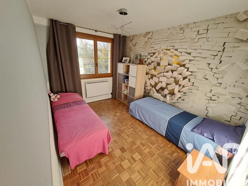 Maison - 92 m² - 5 pièces