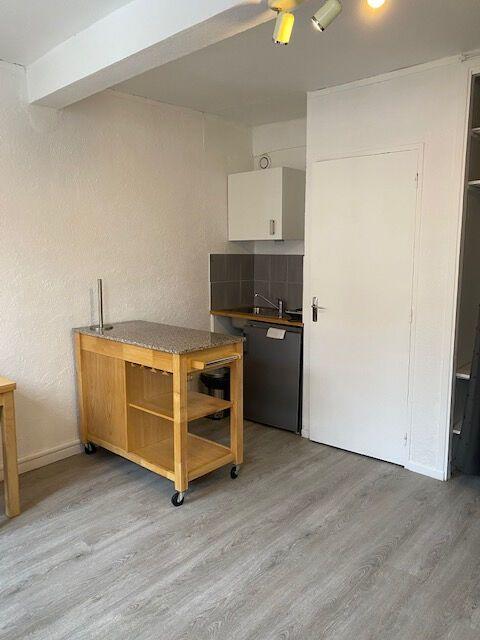 Studio - 19 m² - 2 pièces