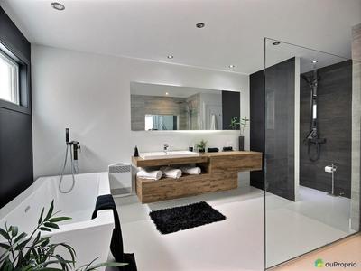 Maison contemporaine - 140 m² - 5 pièces