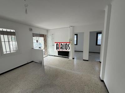 Local d'activité / Entrepôt - 70 m²