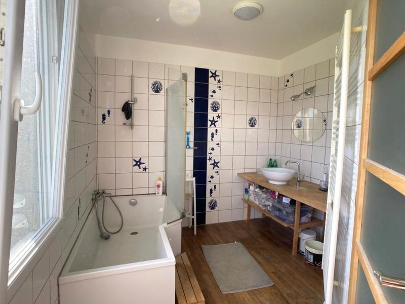 Maison - 102 m² - 6 pièces