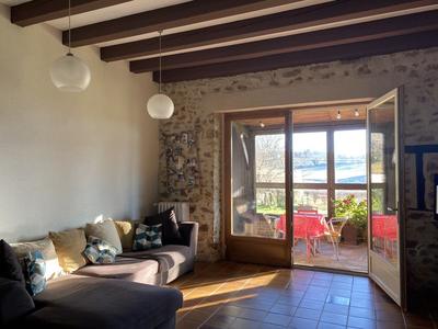 Maison - 140 m² - 5 pièces