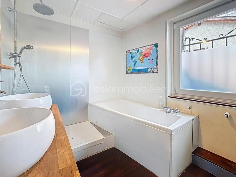 Maison - 155 m² - 7 pièces