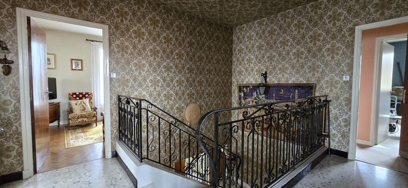 Maison - 179 m² - 8 pièces