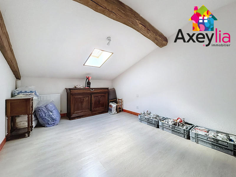 Maison - 252 m² - 8 pièces