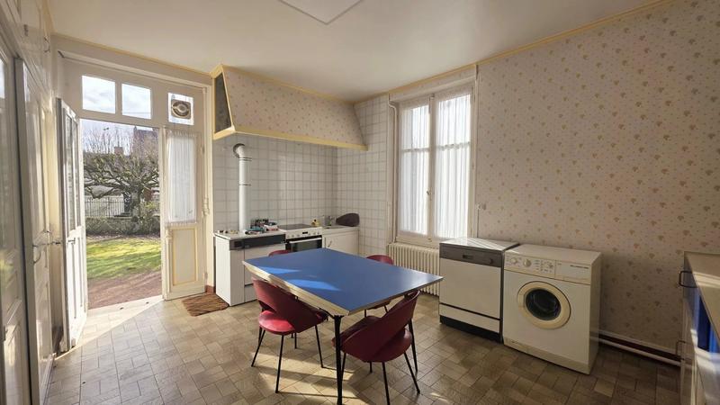 Maison - 168 m² - 6 pièces