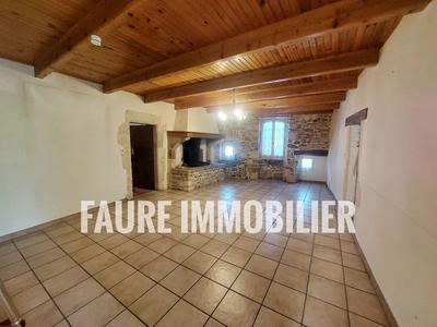Maison de village - 150 m² - 6 pièces